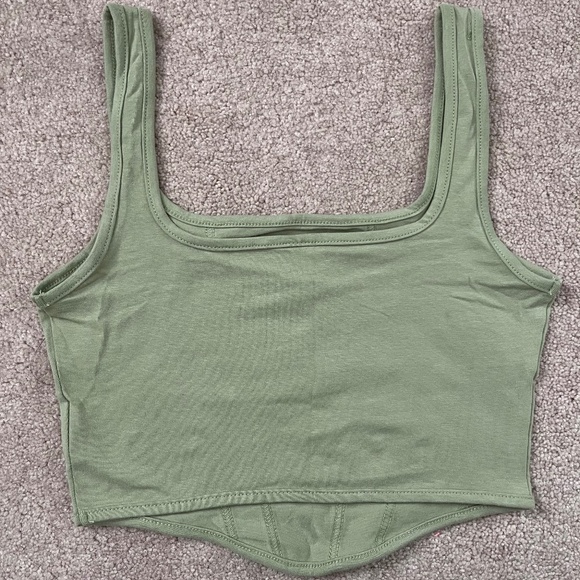 SHEIN MOD Solid Asymmetrical Hem GreenTank Top size XS - Picture 3 of 4